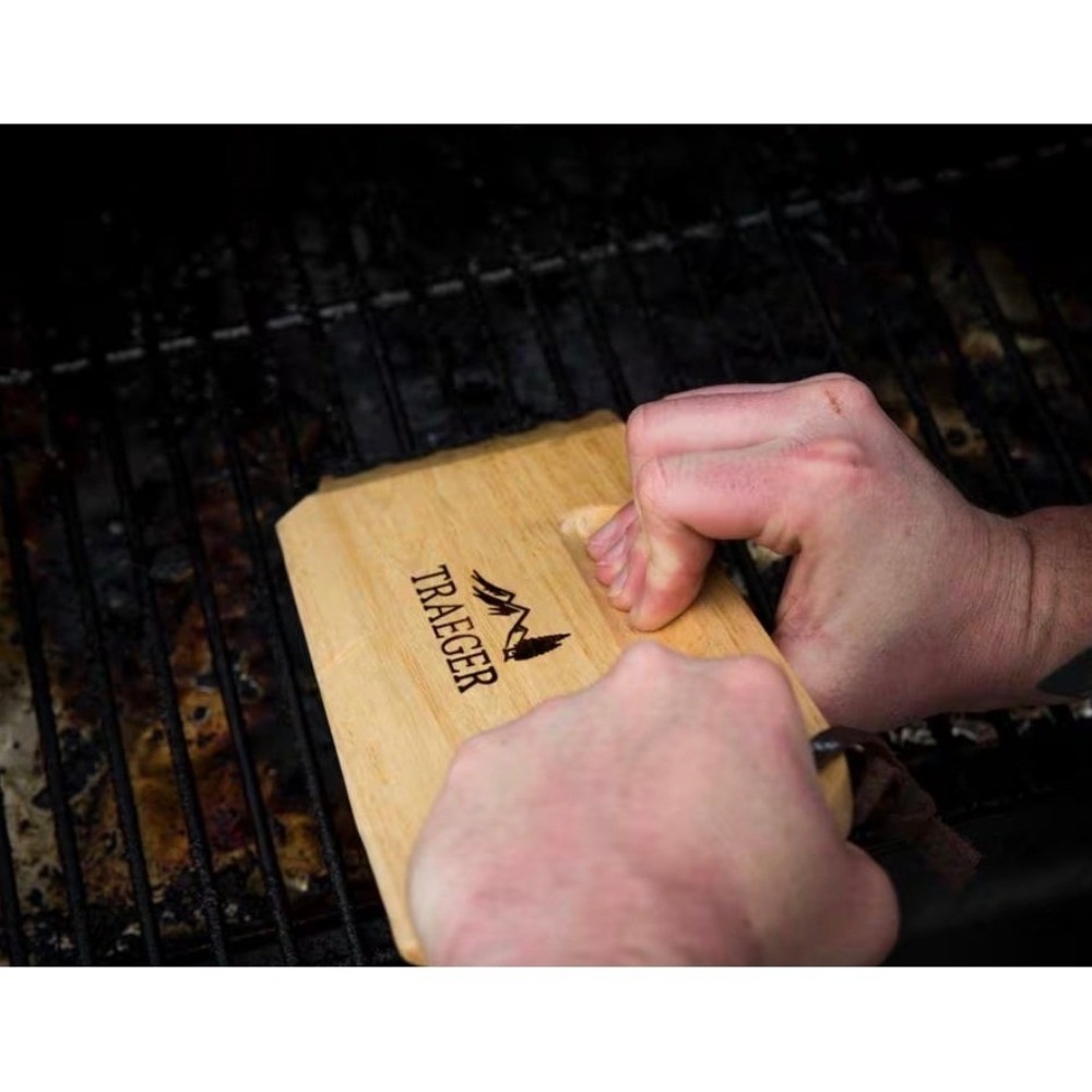 Traeger‎ Wooden Grill Scraper Bristle Free BBQ Cleaning Tool Natural Wood NWT - Picture 2 of 2